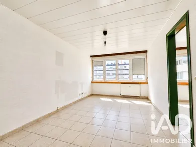 Apartment in Metz (57070)