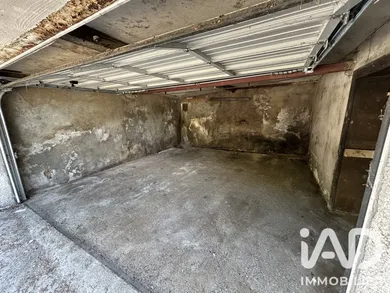 Garage in Hauts de Bienne (39400)
