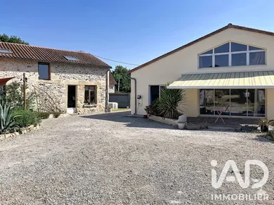 Maison à Archigny (86210)