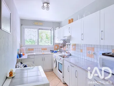 Apartment in Brunoy (91800)