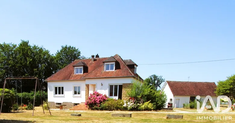 Maison 11 pièces 143 m² · à Messei · 143 m² · 189 000 €