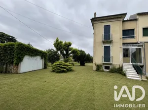House in Villeneuve-la-Guyard (89340)
