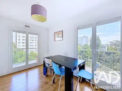 Apartment in Maisons-Alfort (94700)