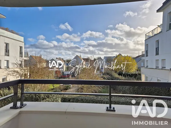 Appartement à Élancourt (78990) photo 2