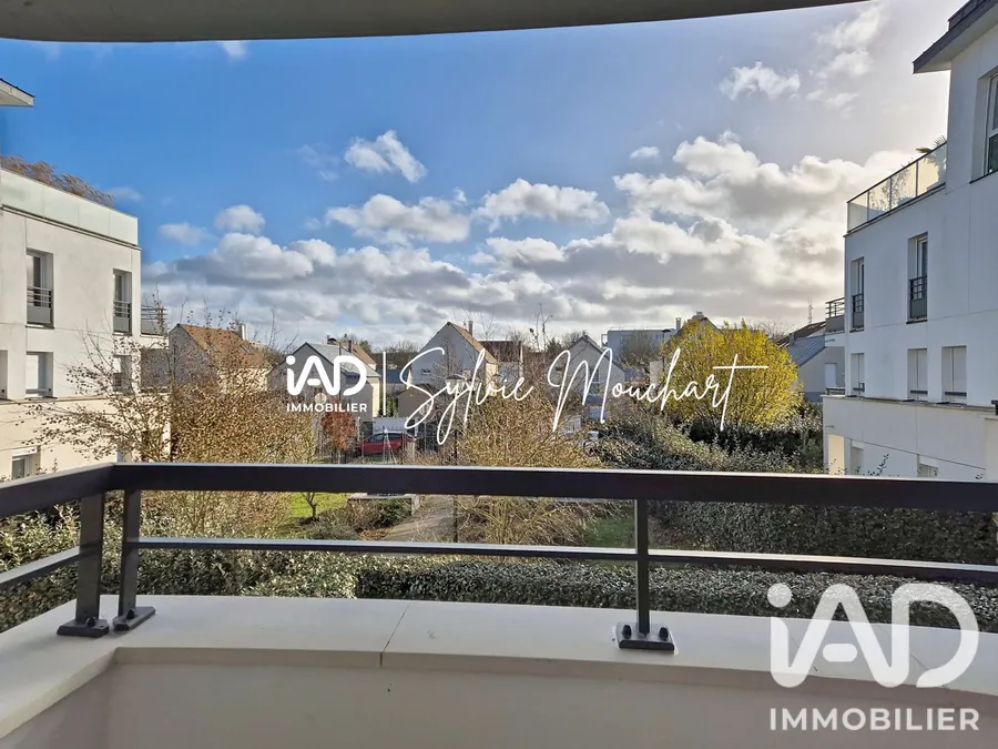 Appartement à Élancourt (78990) photo 3