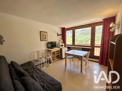 Appartement à LA MONGIE (65200)