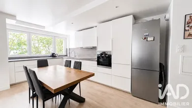 Apartment in Levallois-Perret (92300)