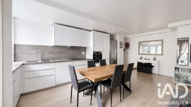 Apartment in Levallois-Perret (92300)