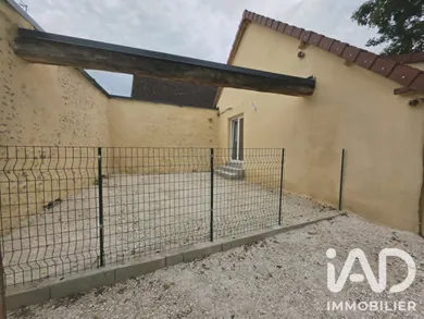 Maison à Villevallier (89330)