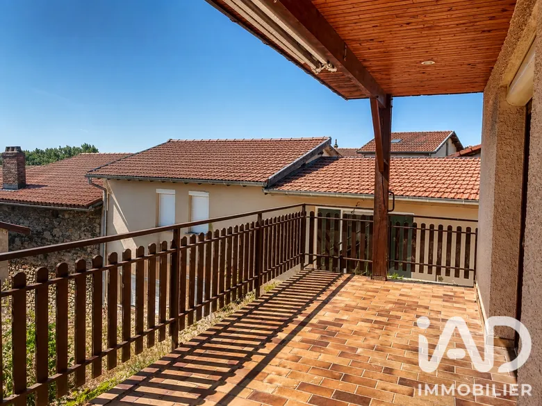 Maison 3 pièces 65 m² · à Communay · 65 m² · 239 000 €
