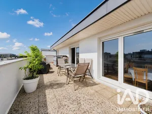 Apartment in Créteil (94000)