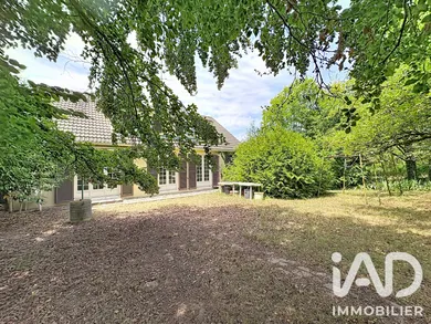 Maison traditionnelle à Vallan (89580)