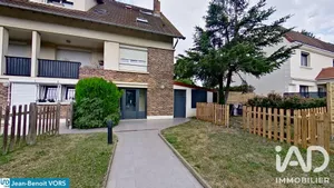 Duplex in Sainte-Geneviève-des-Bois (91700)