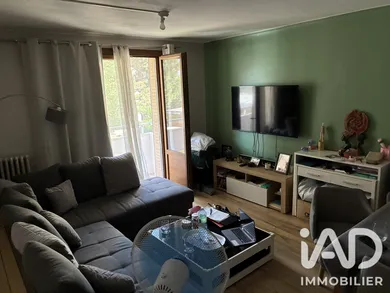 Apartment in Épinay-sur-Seine (93800)