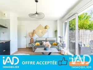 Apartment in Ecquevilly (78920)