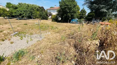 Terrain à bâtir à Saint-Denis-de-Pile (33910)
