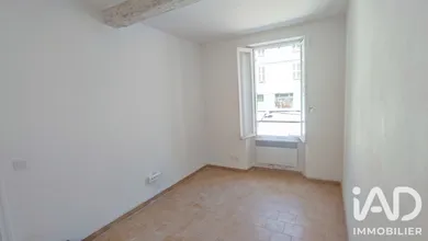 Apartment in Toulon (83100)