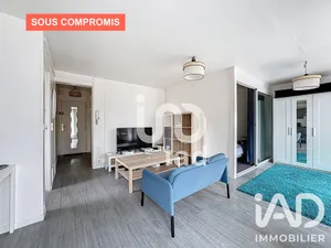 Apartment in Paray-Vieille-Poste (91550)