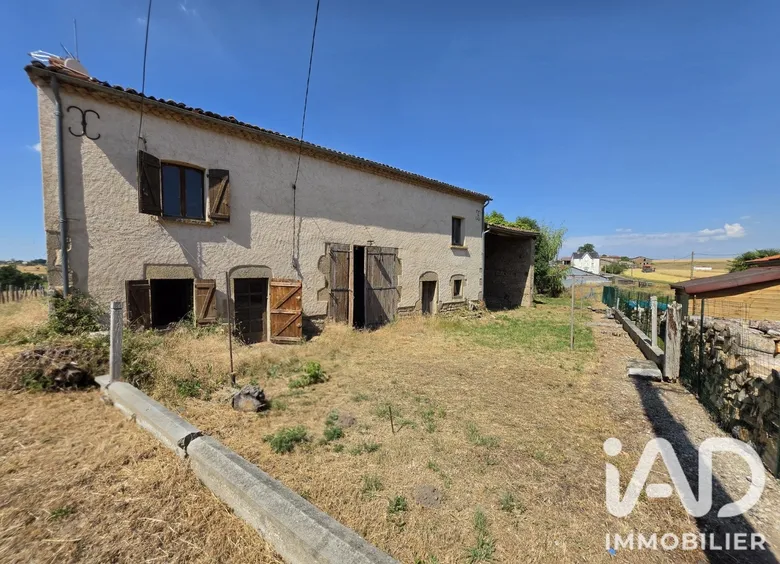 Maison 4 pièces 103 m² · à Trézioux · 103 m² · 67 000 €