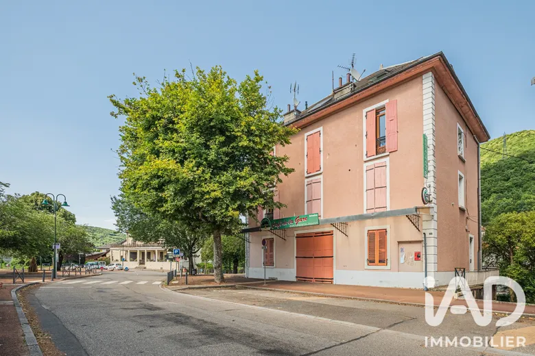 Appartement 3 pièces 72 m² · à Jarrie · 71,7 m² · 149 000 €