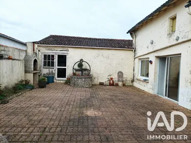 Maison de village à Corme-Royal (17600)