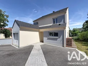 Maison à Le Plessis-Bouchard (95130)