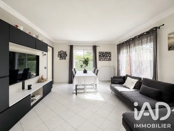 Maison à Maurepas (78310) photo 2