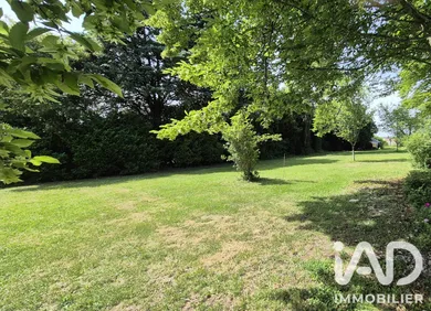 Terrain à bâtir à Buchères (10800)