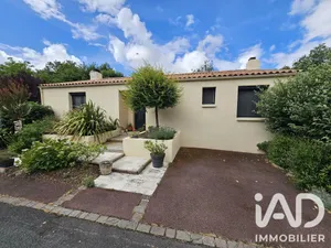Traditional house in Montréverd (85260)