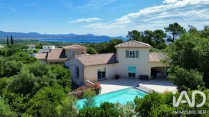 Maison à Fréjus (83370)