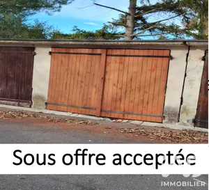 Garage in Valréas (84600)