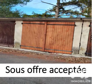 Garage in Valréas (84600)