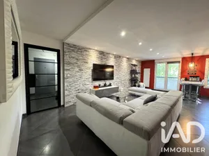 Apartment in Melun (77000)