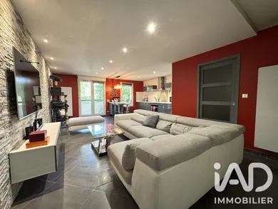 Apartment in Melun (77000)