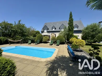 Maison d'architecte à Fiquefleur-Équainville (27210)