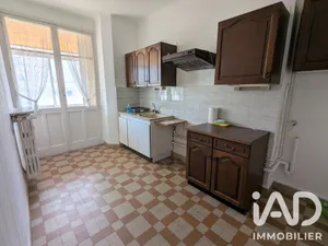 Apartment in Saint-Étienne (42100)