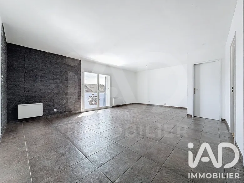 Appartement 3 pièces 83 m² · à Pontault-Combault · 82,5 m² · 210 000 €