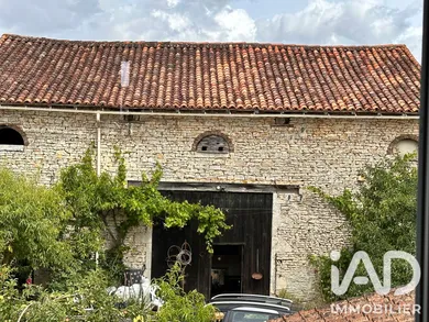 Village house in Saint-Georges (16700)