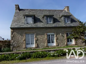 Maison traditionnelle à Sibiril (29250)