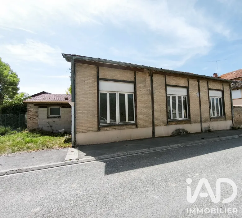 Maison 1 pièce 124 m² · à Neuflize · 124 m² · 50 000 €