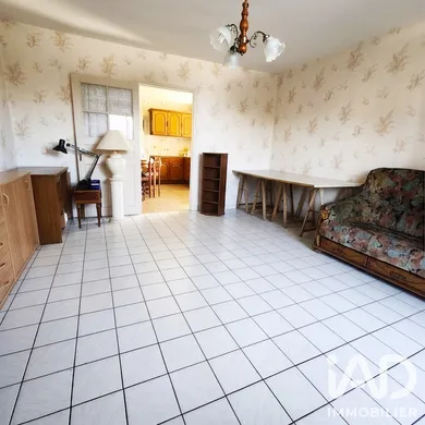 Maison de village à Nitry (89310)
