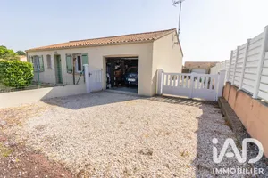 Traditional house in Aizenay (85190)