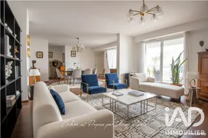 Apartment in Angers (49100)