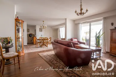 Apartment in Angers (49100)