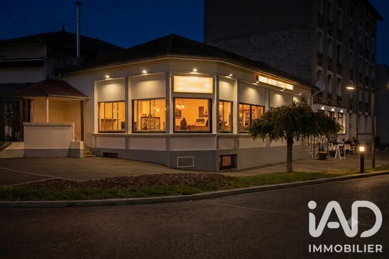 Restaurant à Meaux (77100) · 130 m² · 212 000 €