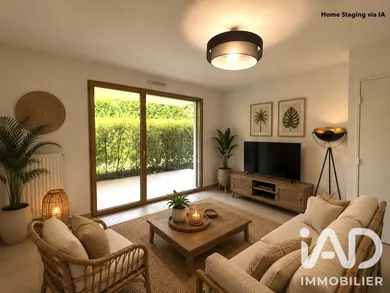 Apartment in Saint-Cyr-au-Mont-d'Or (69450)