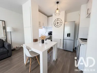 Appartement à Sainte-Geneviève-des-Bois (91700)