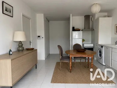 Apartment in Vannes (56000)