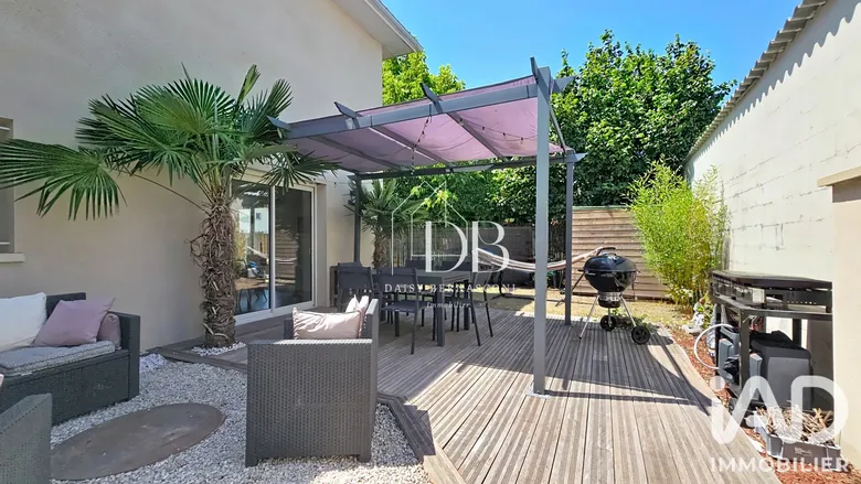 Maison 5 pièces 104 m² · à La Brède · 104 m² · 350 000 €