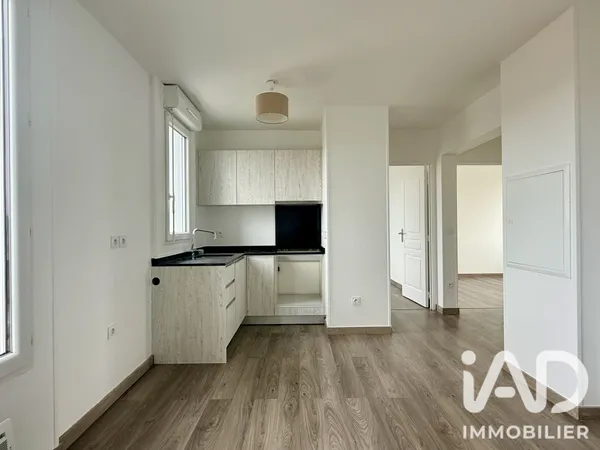 Appartement à Neuilly-Plaisance (93360) photo 2